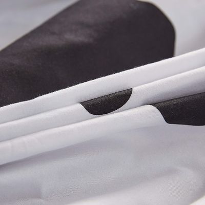 Πλήρους μεγέθους κοπάδι αγελάδας σετ 4PCS 1800 αριθμός νήματος Μαύρα λευκά κοπάδια αγελάδας με βαθιές τσέπες